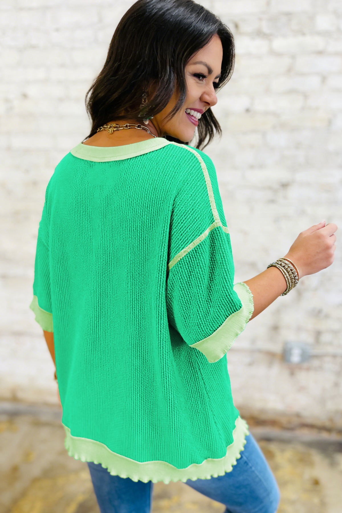 Uneven Hem Twist Ribbed Tee