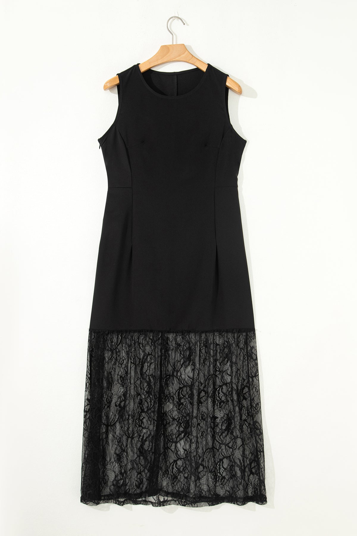 Sleeveless Floral Lace Maxi Dress