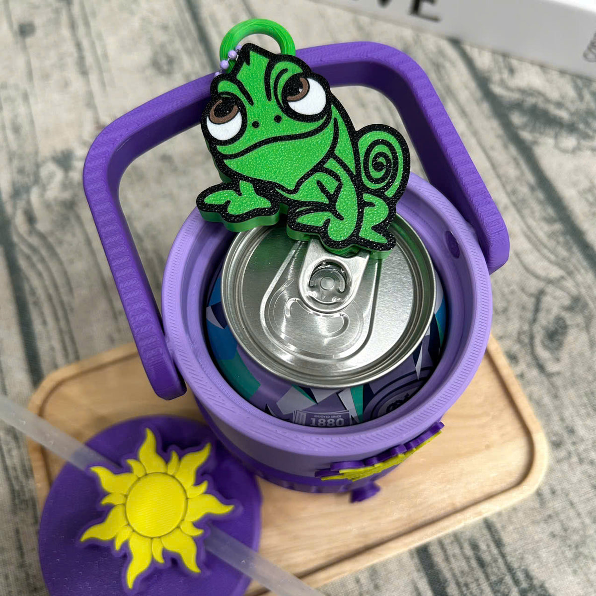 Rapunzel 3D-Printed Can Cooler