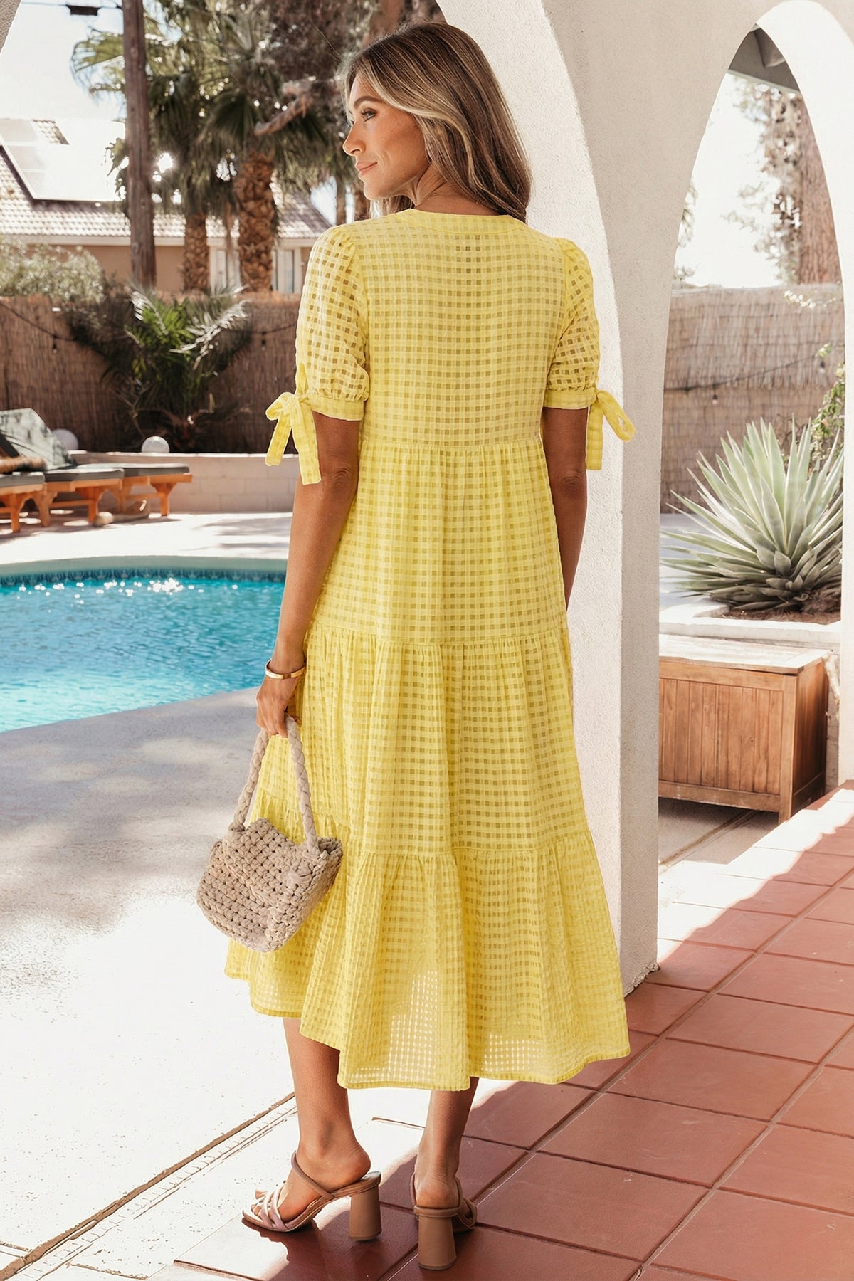 Short Sleeve Tiered Midi Dress