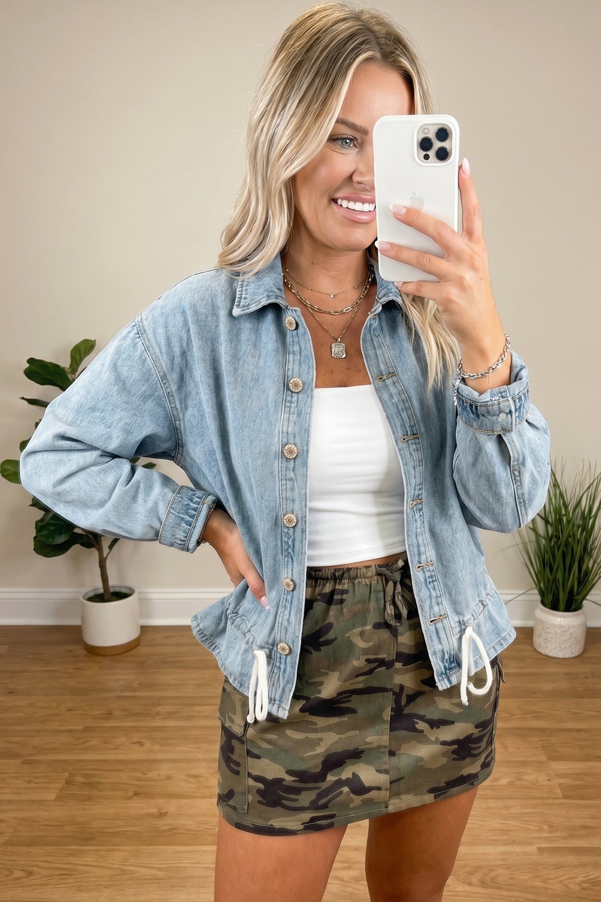 Draw-cord Hem Wash Denim Jackets