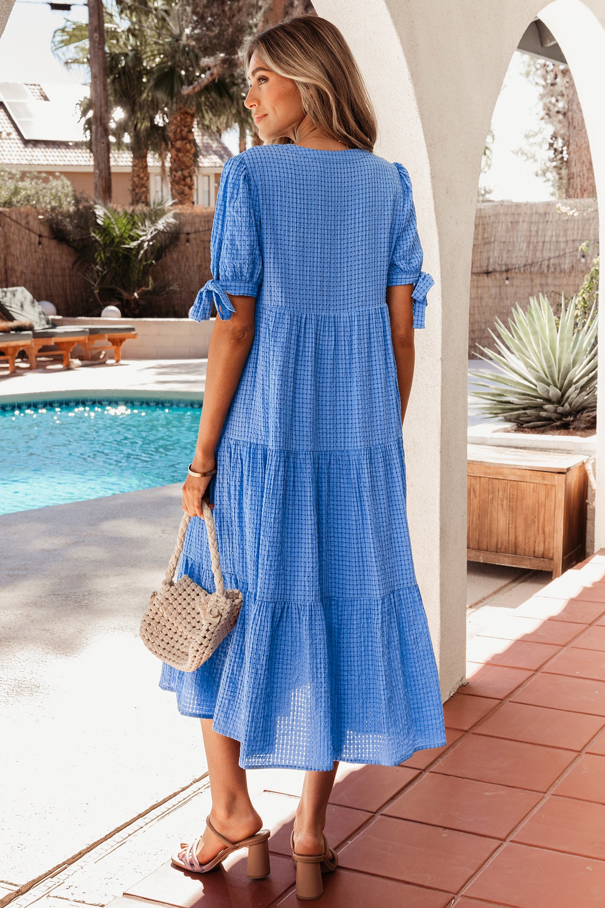 Short Sleeve Tiered Midi Dress