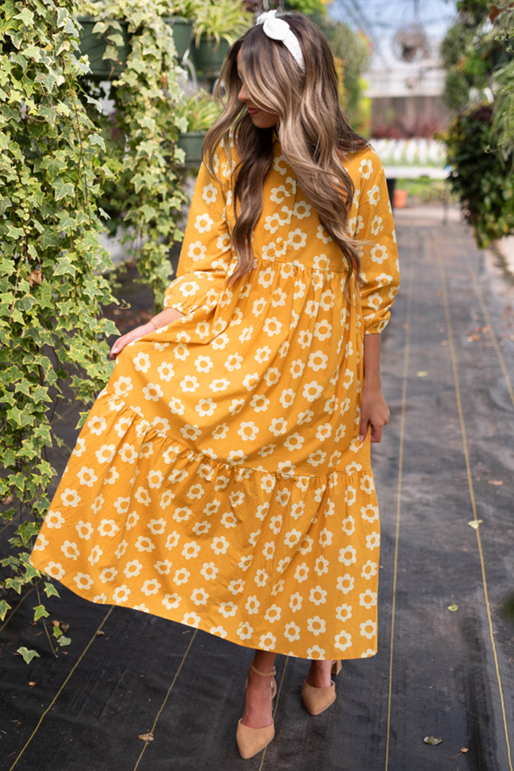 Flower Buttons Collared Maxi Dress
