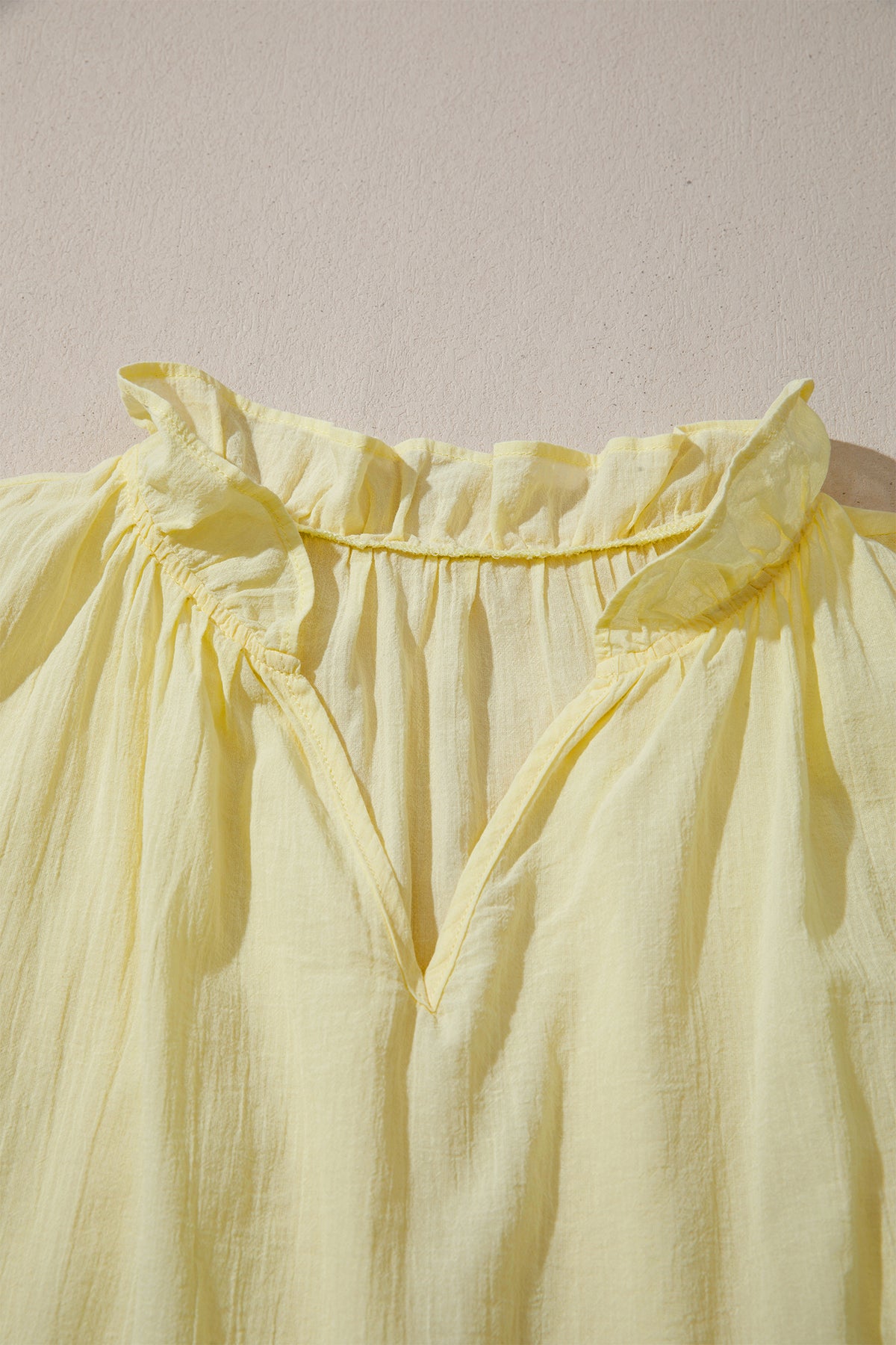 V-neck Ruffle Sleeveless Tank Top