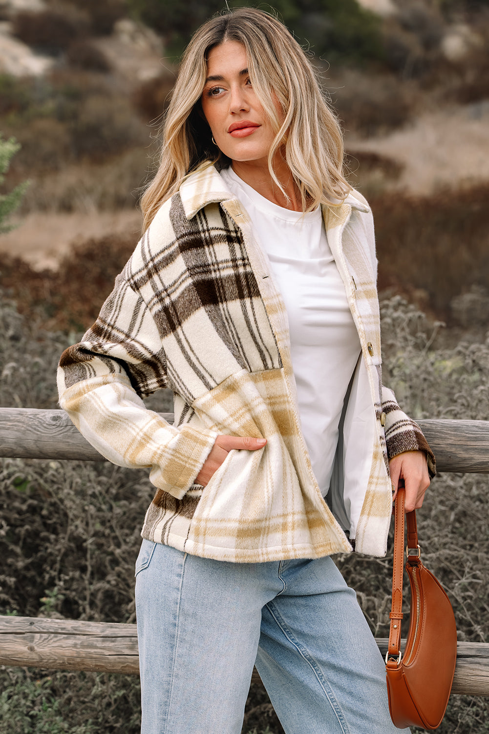 Side Pockets Buttoned Plaid Shackets