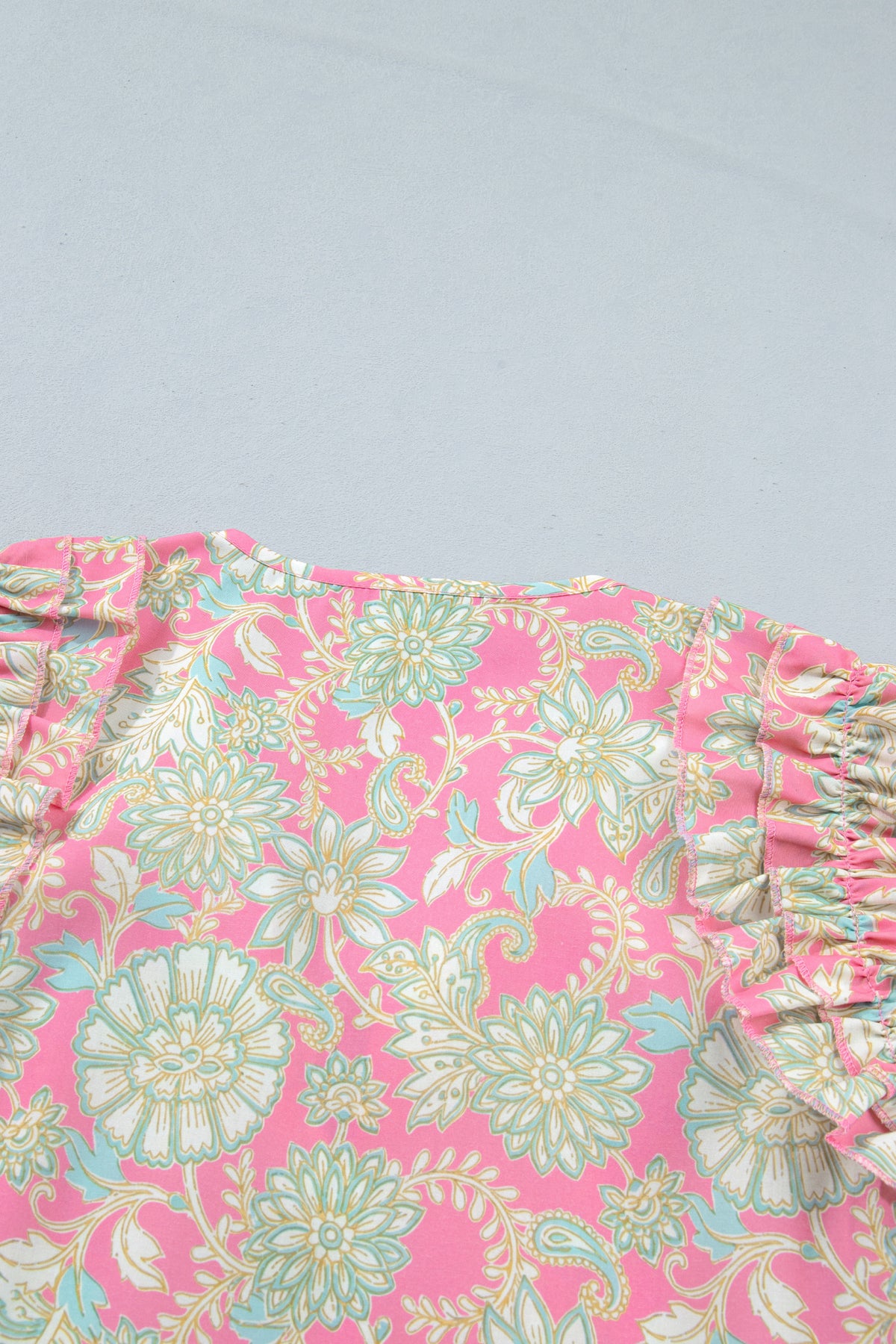 V-neck Floral Puff Sleeve Blouse