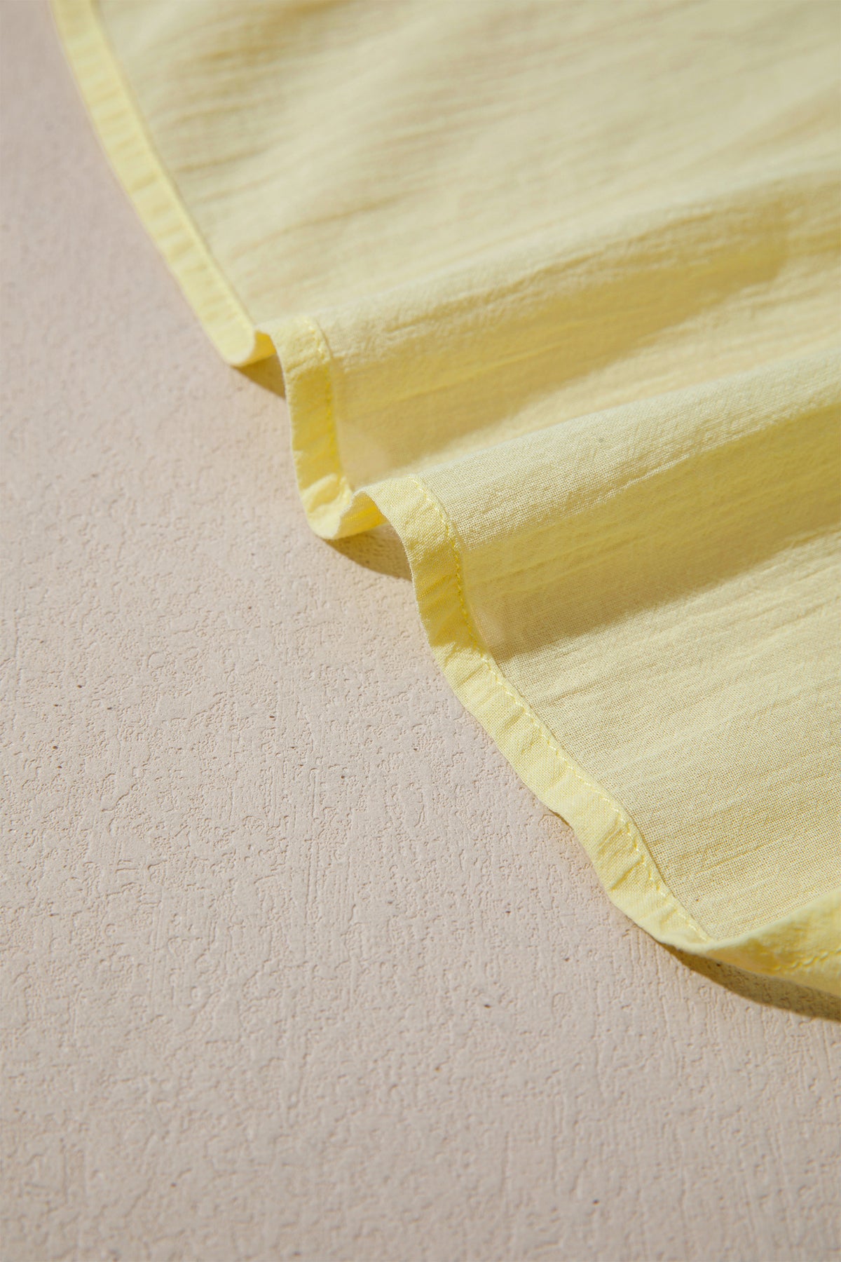 V-neck Ruffle Sleeveless Tank Top