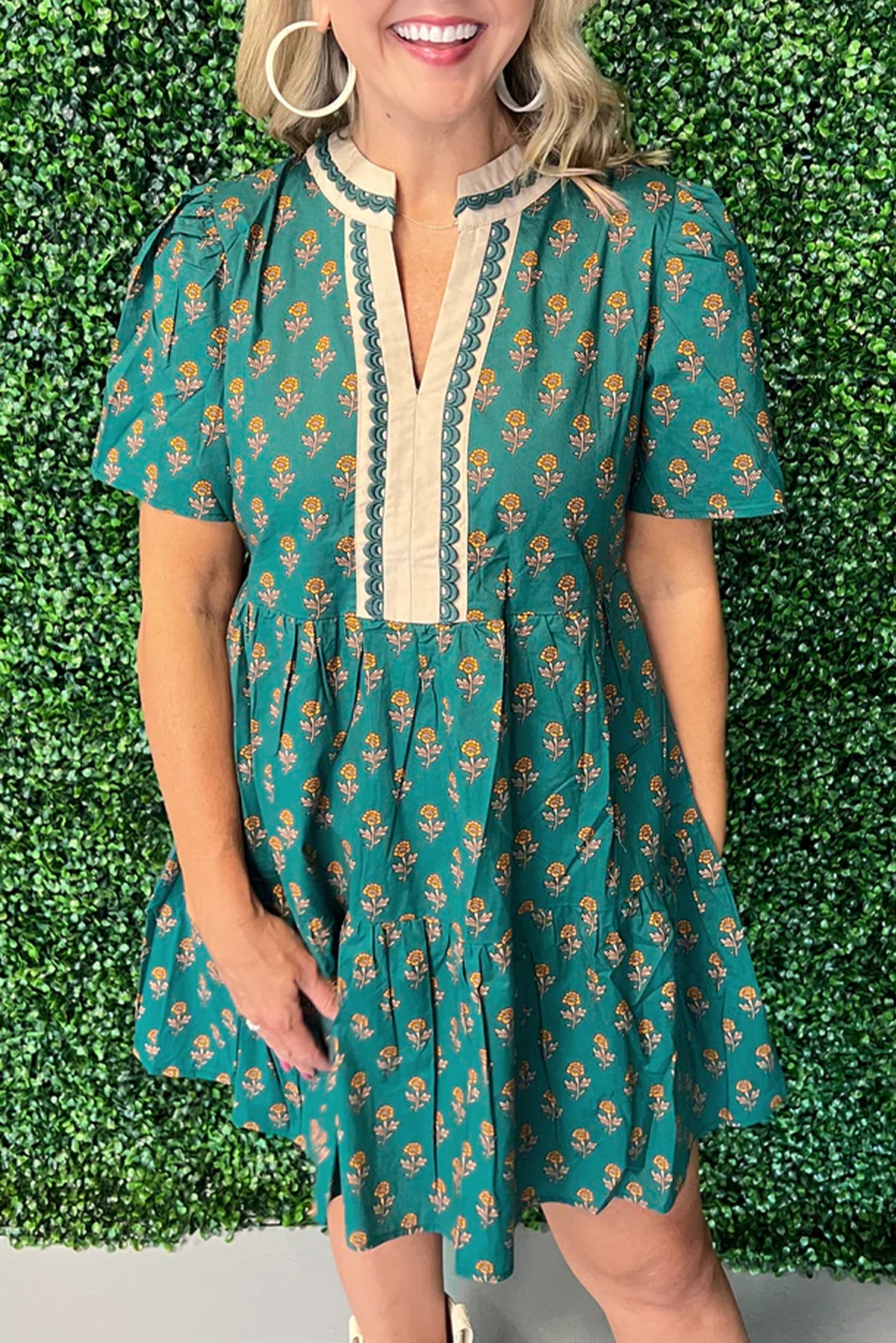 V-neck Short Sleeve Floral Dress