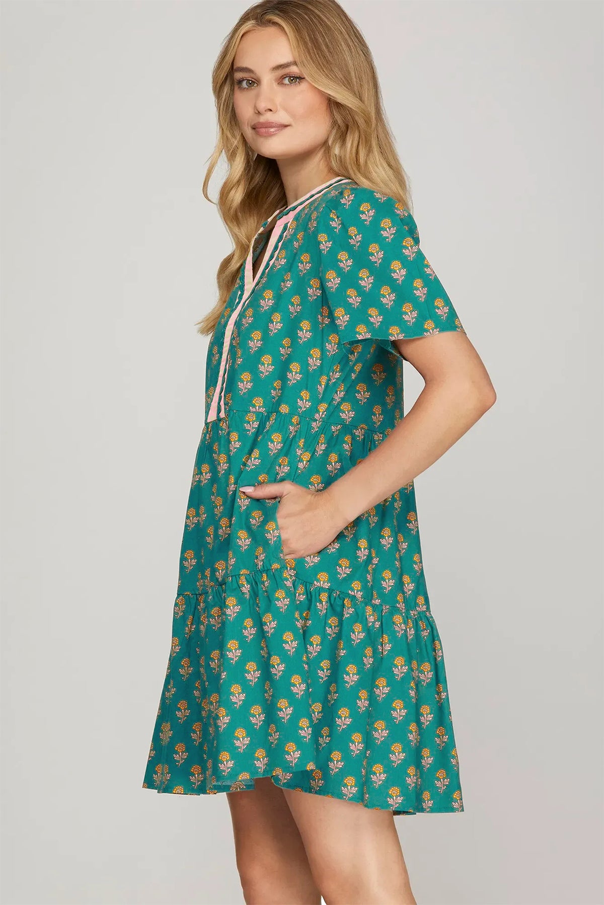 V-neck Short Sleeve Floral Dress
